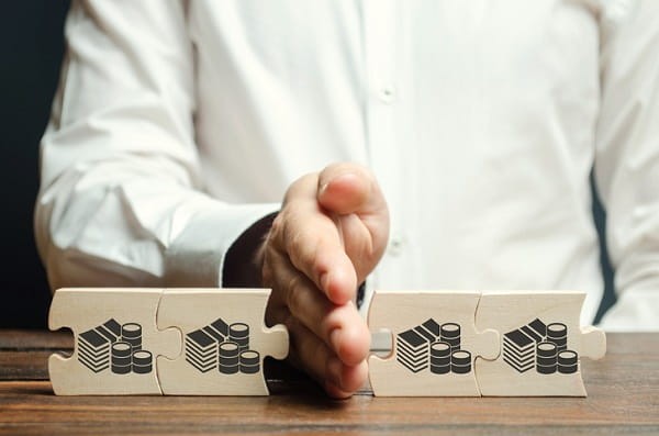 successione-necessaria-diritto-di-abitazione-del-coniuge-superstite-sulla-casa-familiare-e-distribuzione-delle-quote-ereditarie