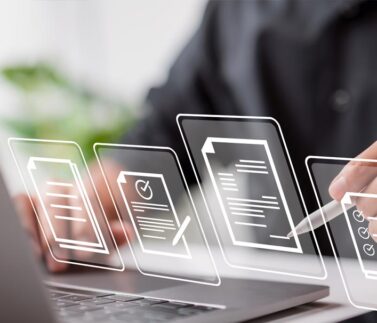 Gestione digitale documenti fiscali e legali con interfaccia trasparente