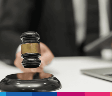 Studi legali, il nuovo linguaggio della comunicazione: dalla toga al digitale